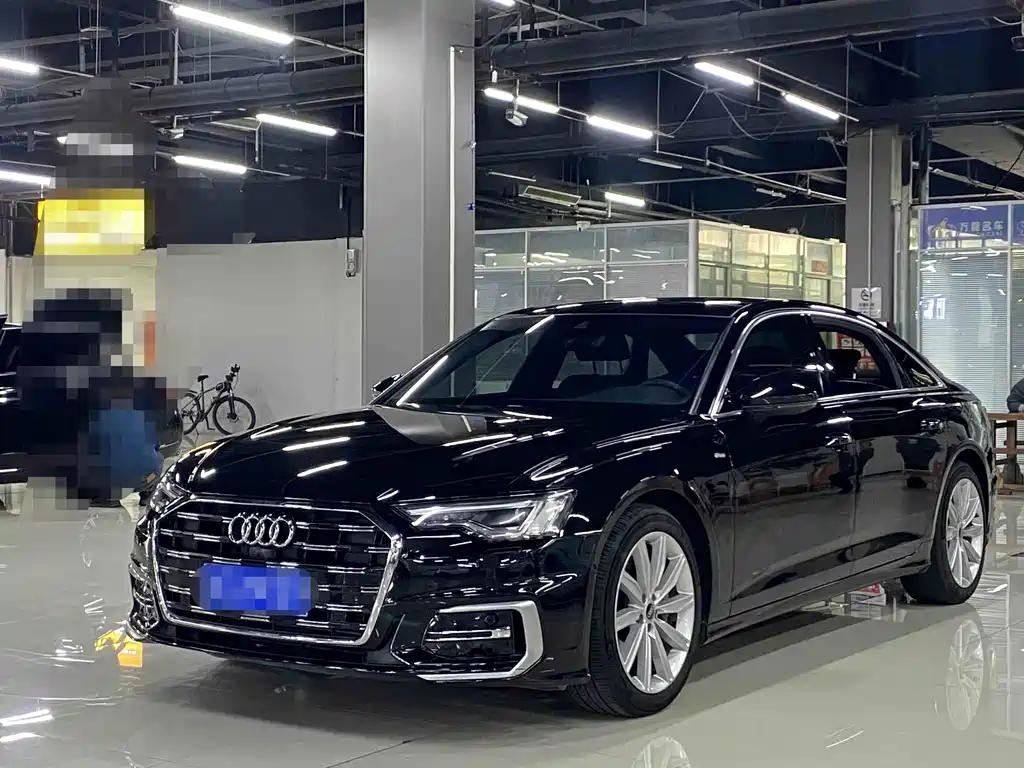 Audi A6L 2023 — фото 1