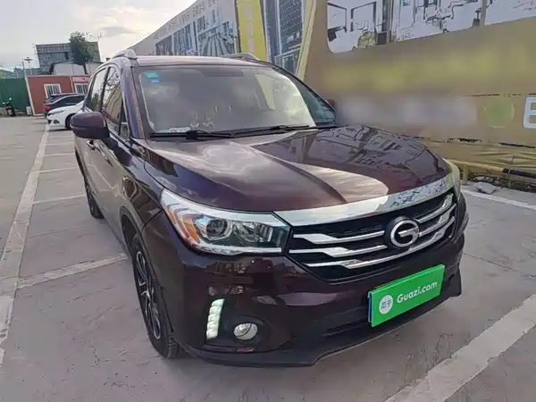GAC Trumpchi GS4 2015