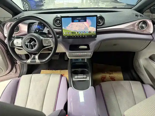 BYD Dolphin 2023