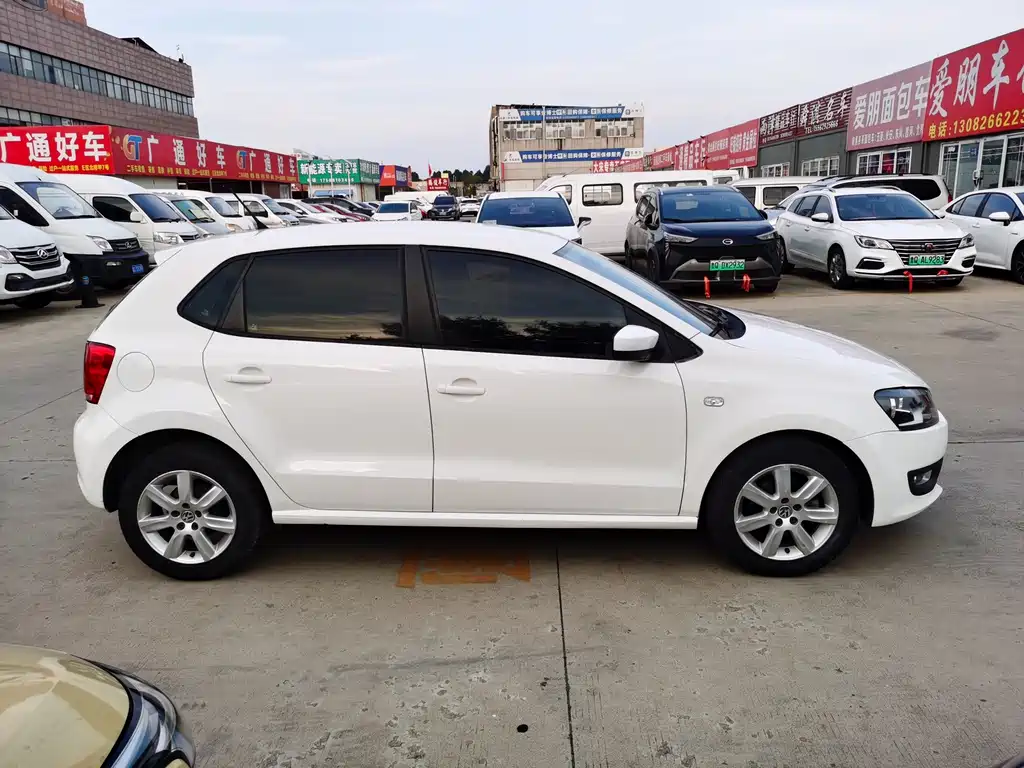 Volkswagen Polo 2014
