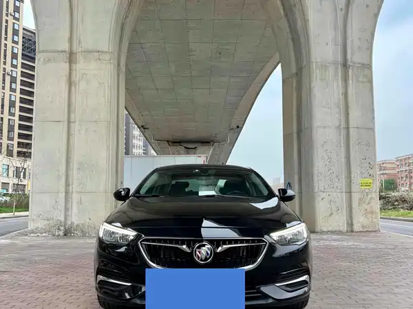 Buick Regal 2018
