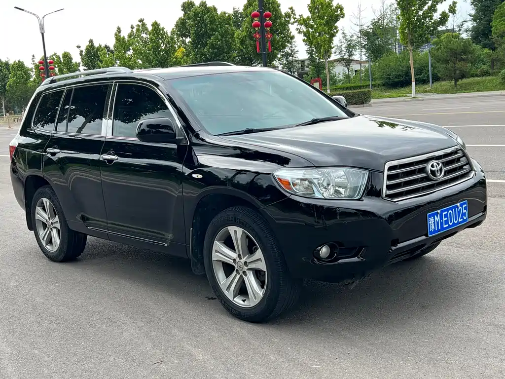 Toyota Highlander 2012 — фото 3