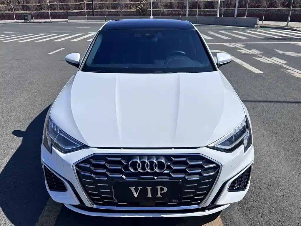 Audi A3 2022 — фото 2