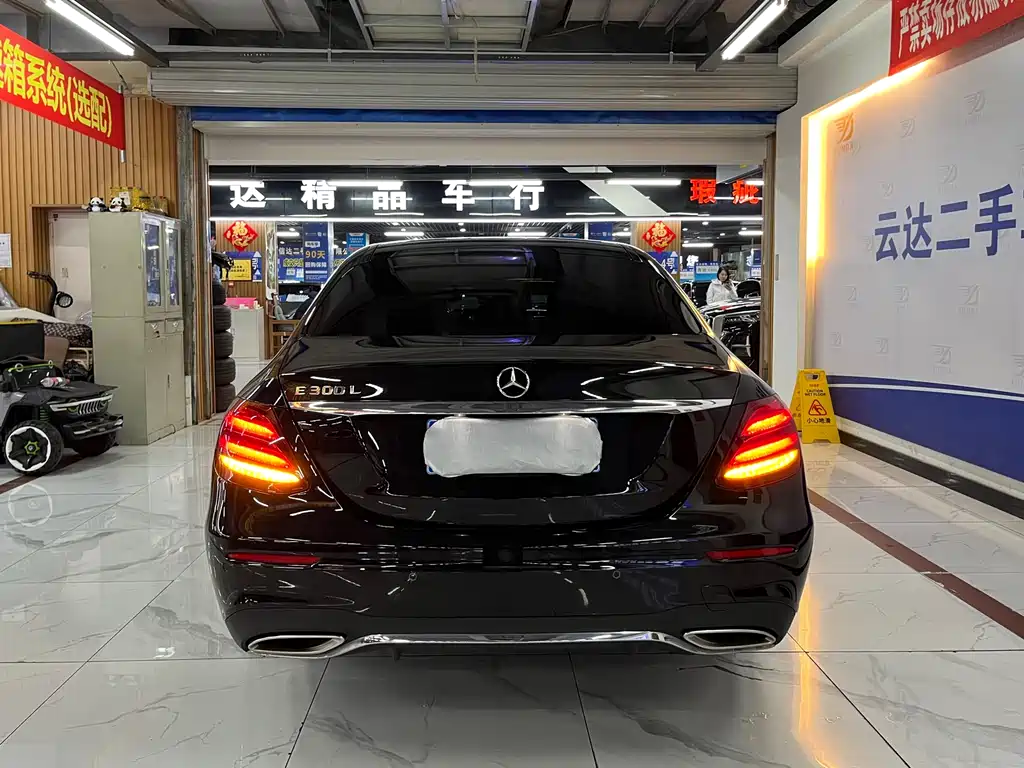 Mercedes-Benz E-Class 2019 — фото 4