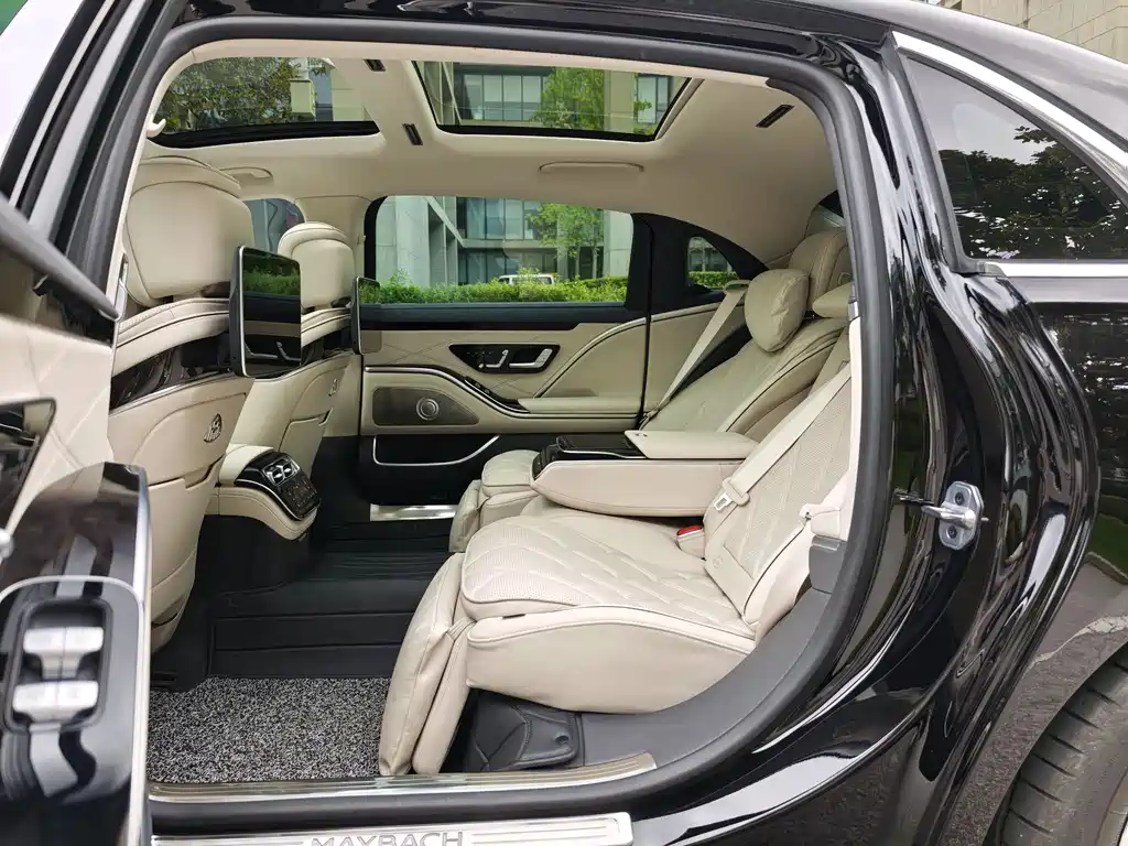 Mercedes-Benz S-Class 2025 — фото 17