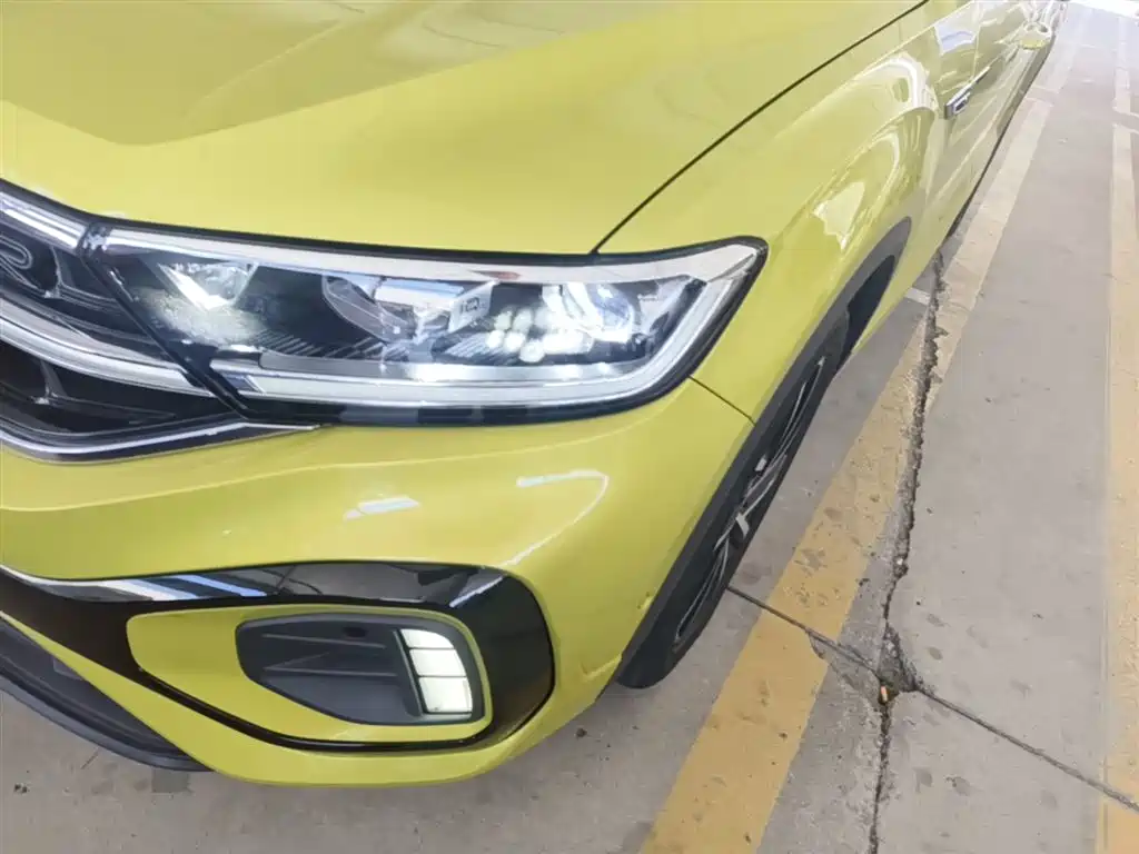 Volkswagen T-Roc 2023 — фото 24