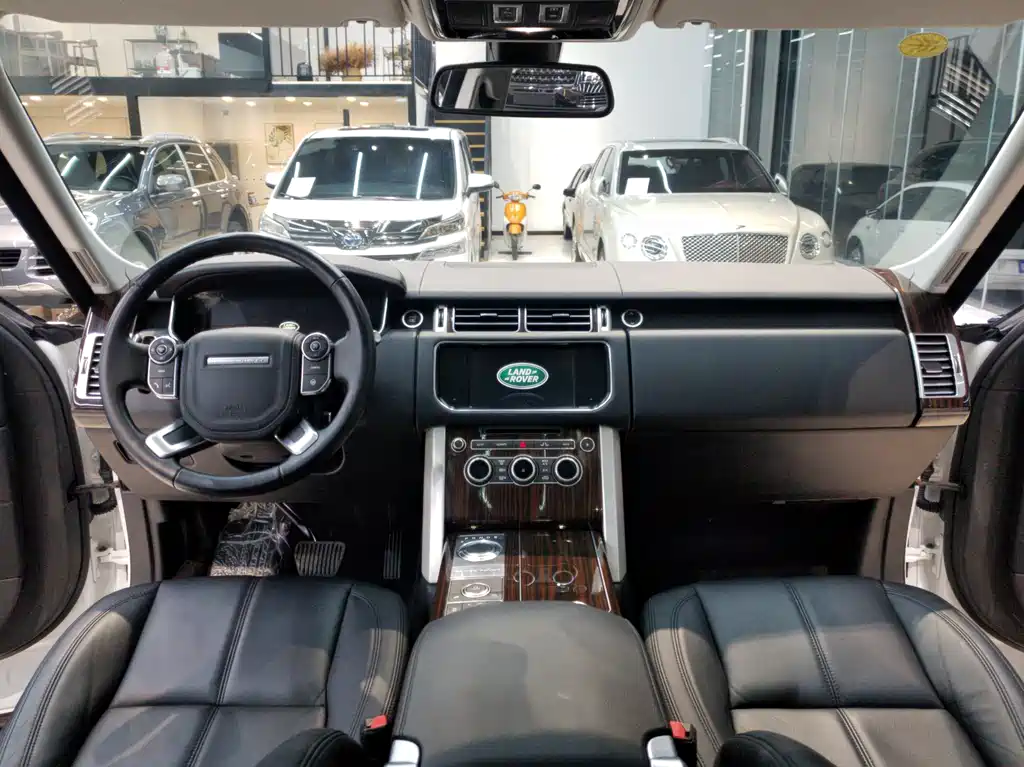 Land Rover Range Rover 2016 — фото 11