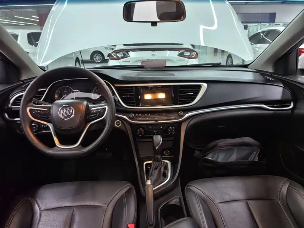 Buick Excelle 2021 — фото 10