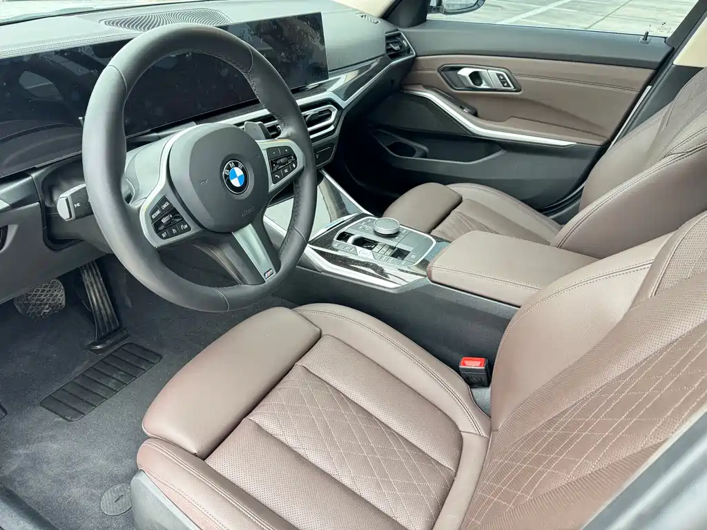 BMW 3 Series 2023 — фото 15