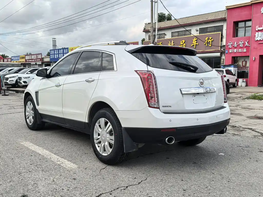 Cadillac SRX 2016 — фото 6