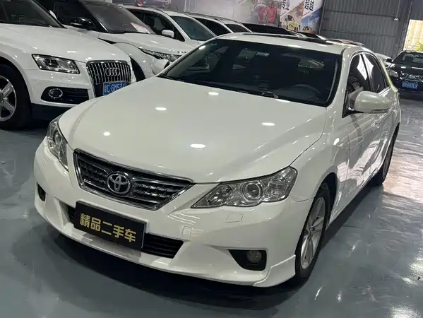 Toyota Reiz 2012