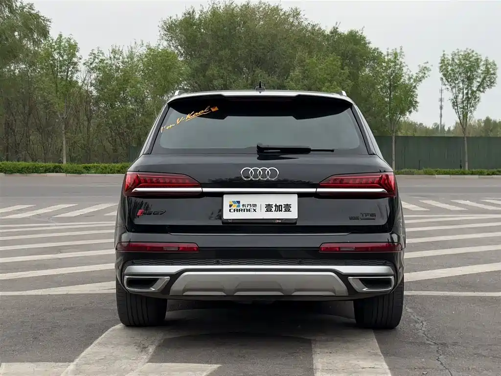 Audi Q7 2023 — фото 17