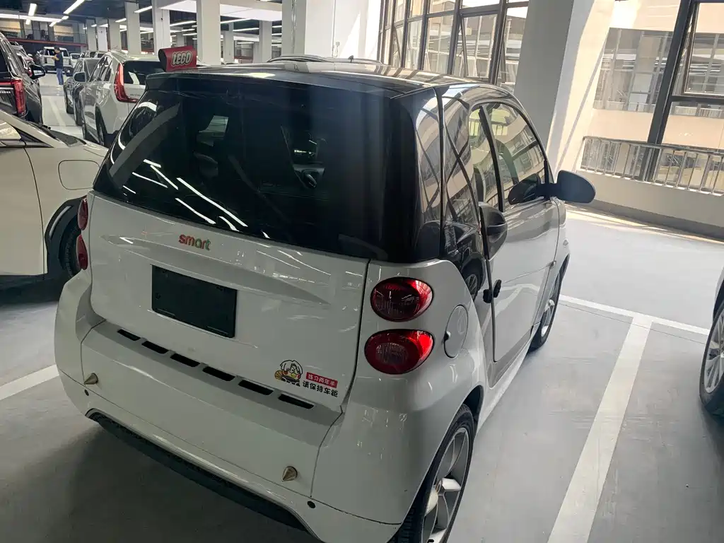 smart Fortwo 2015 — фото 7