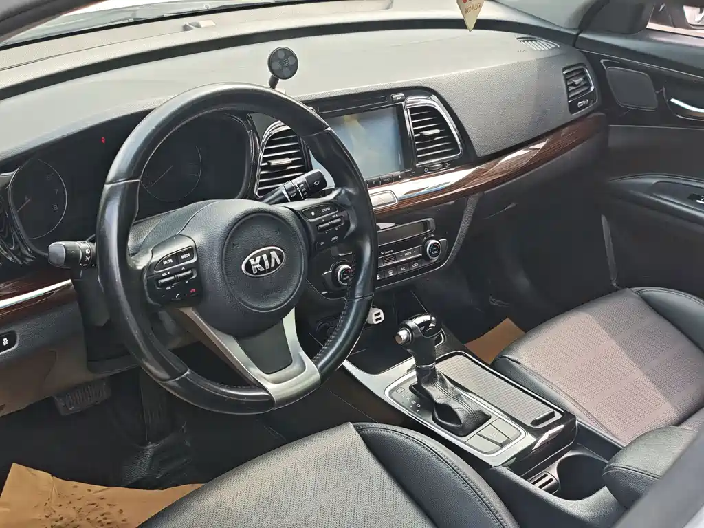 Kia K4 2015 — фото 18