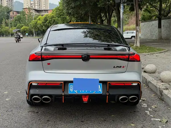 Changan UNI-V 2023