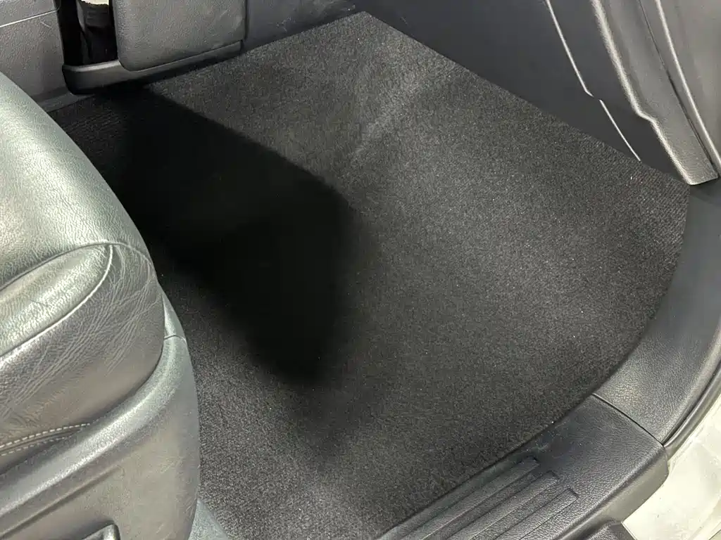 Toyota Prado 2017 — фото 15