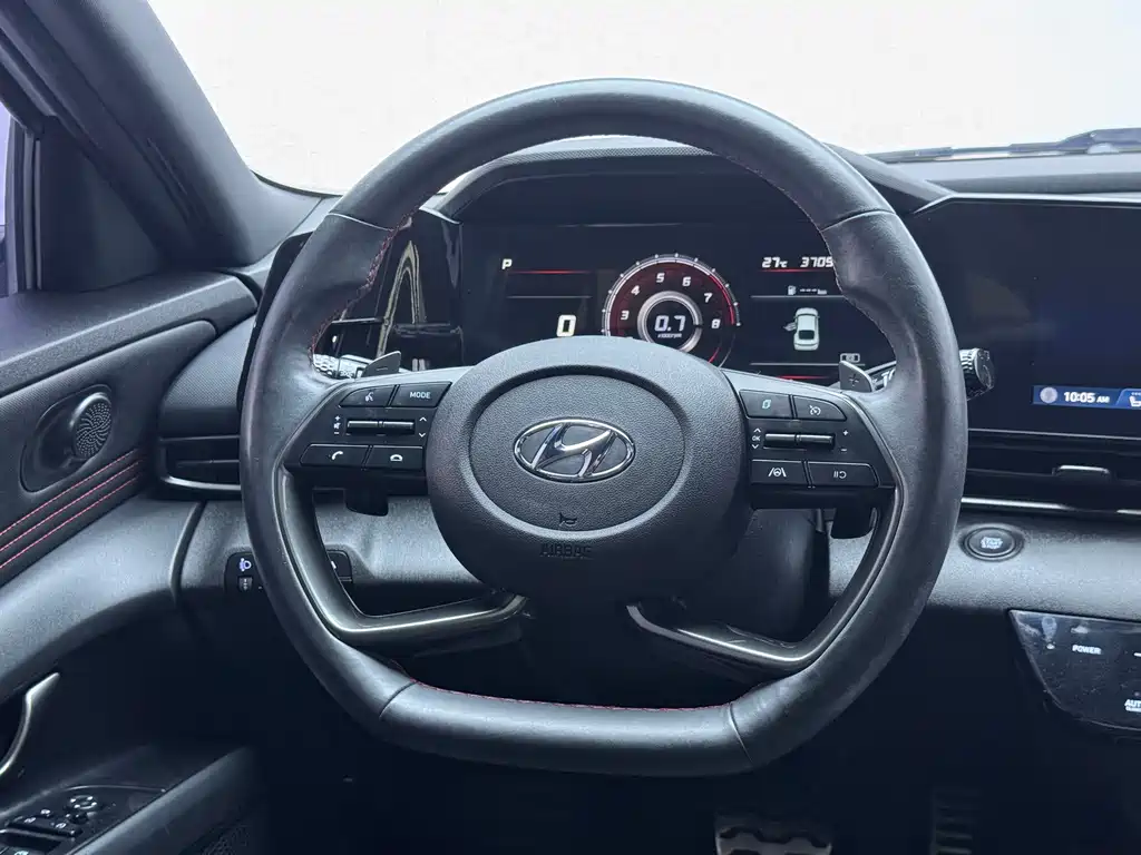 Hyundai Elantra 2022
