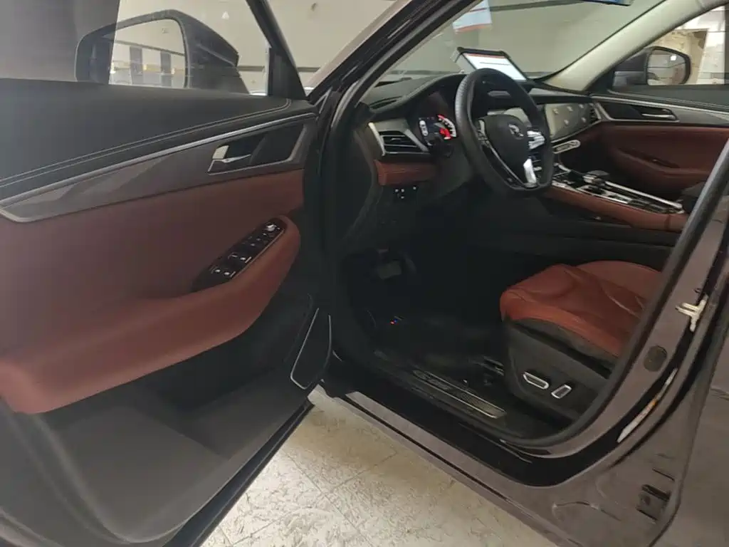 Changan CS85 COUPE 2020 — фото 16