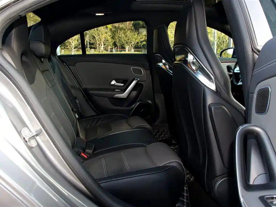 Mercedes-Benz CLA AMG 2023 — фото 13