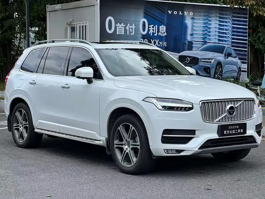 Volvo XC90 2018 — фото 2