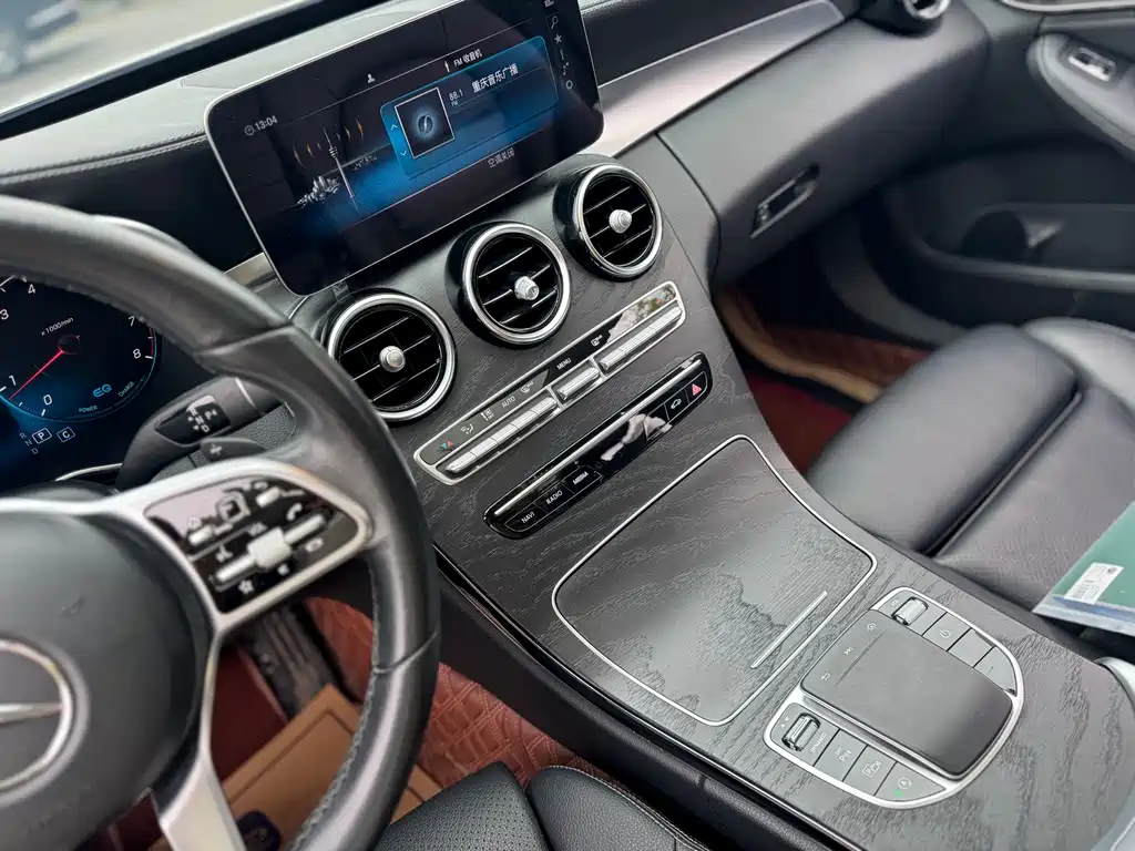 Mercedes-Benz C-Class 2019 — фото 9