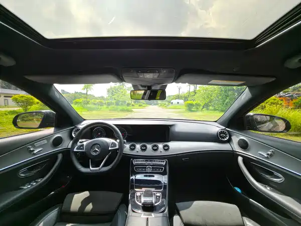 Mercedes-Benz E-Class 2017