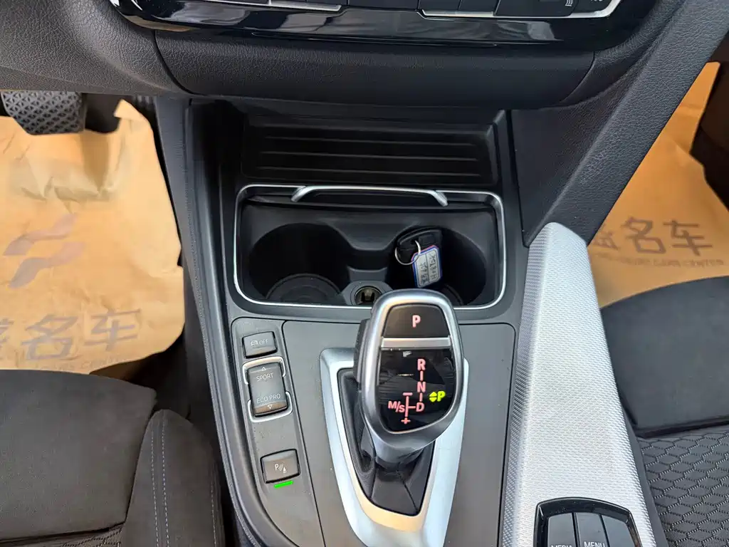 BMW 4 Series 2018 — фото 12