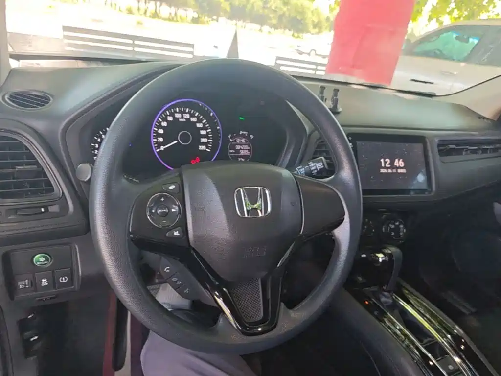 Honda Vezel 2020 — фото 10