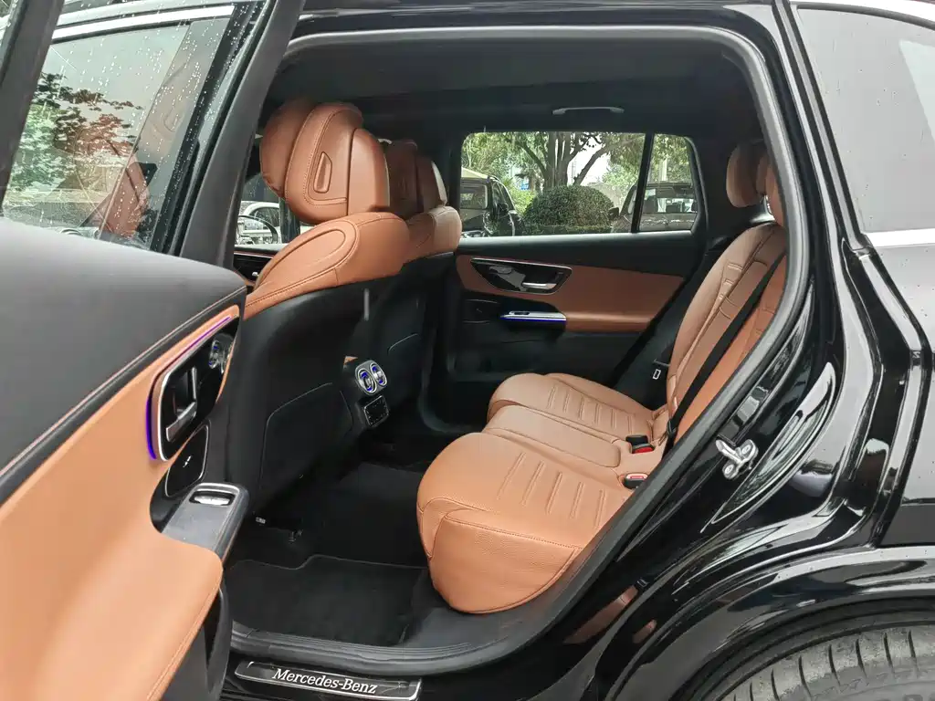 Mercedes-Benz GLC EV 2024 — фото 11