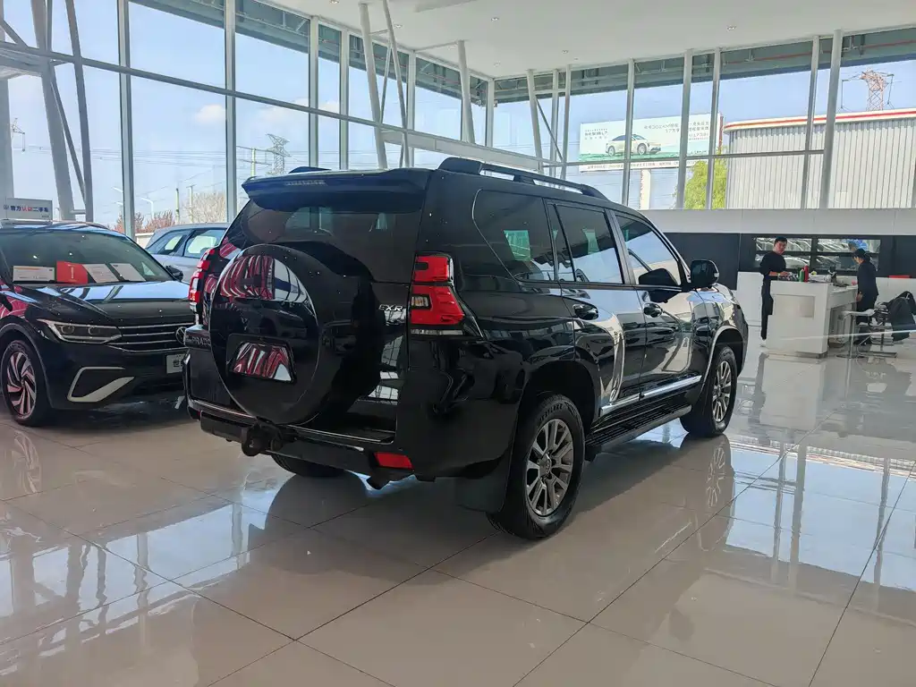 Toyota Prado 2019 — фото 14