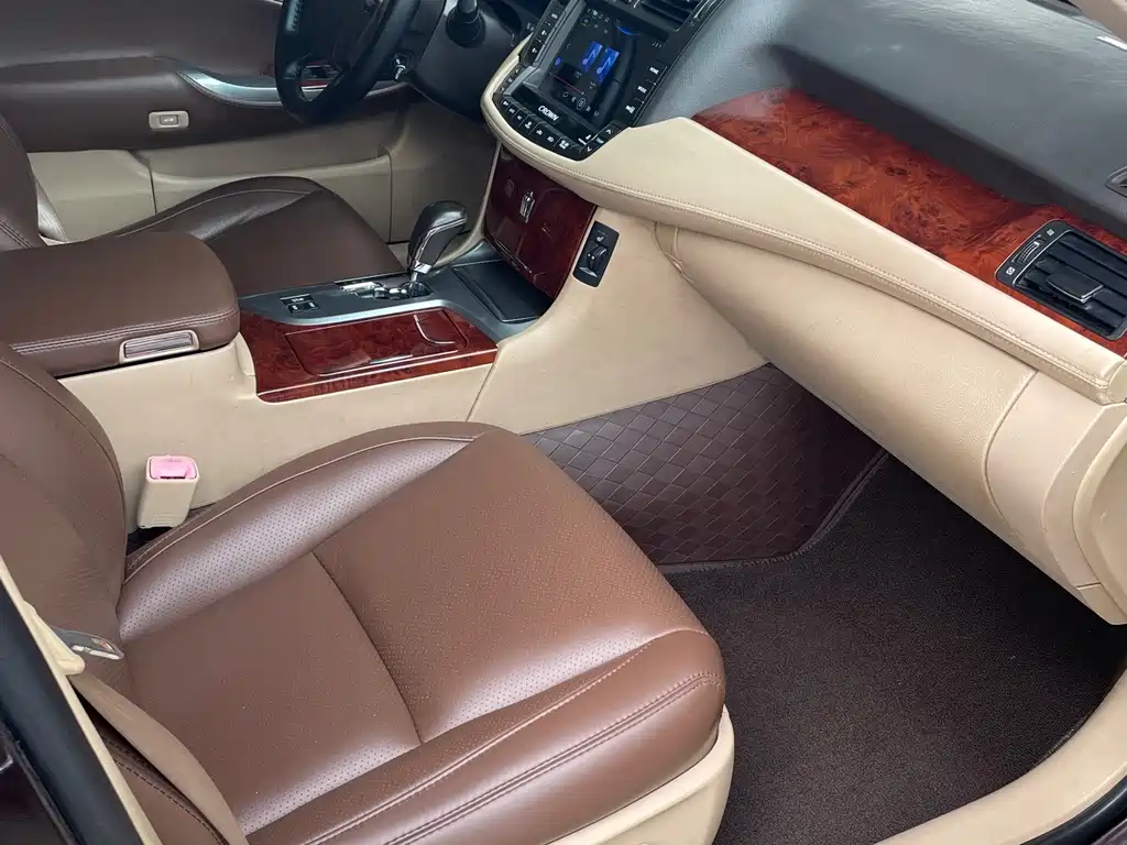 Toyota Crown 2013 — фото 13