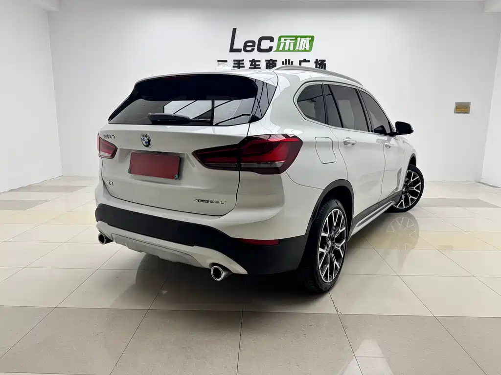 BMW X1 2021 — фото 17
