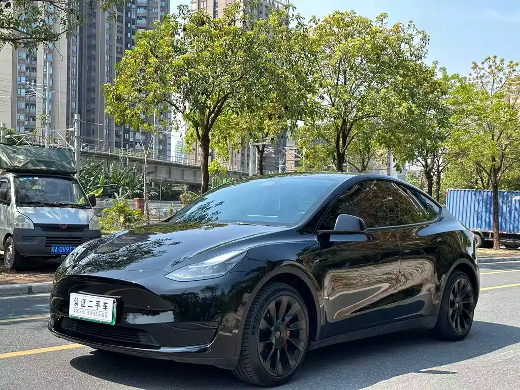 Tesla Model Y 2022 — фото 10