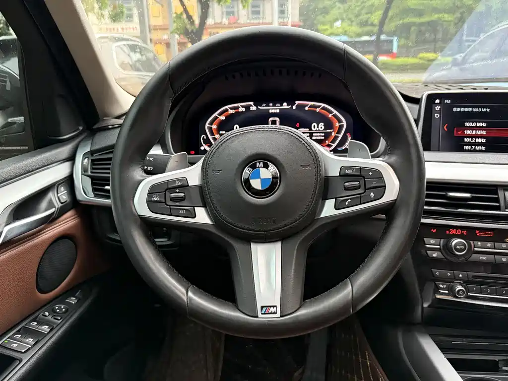 BMW X5 2019 — фото 12