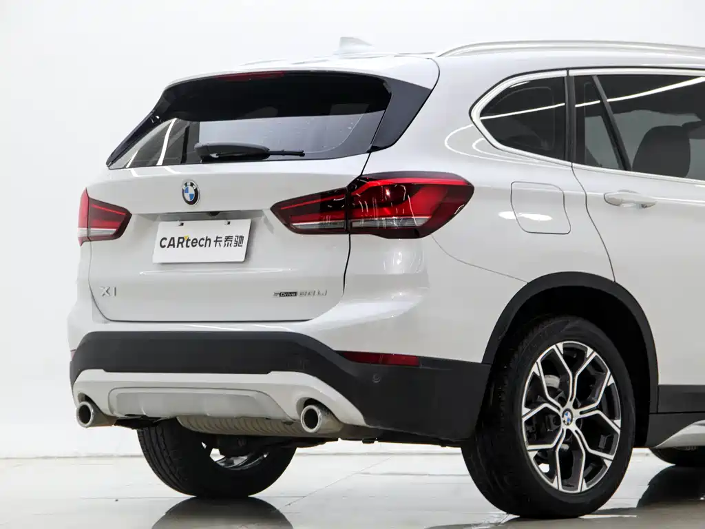 BMW X1 2021 — фото 5