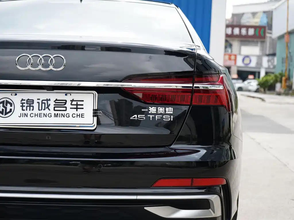 Audi A6L 2024 — фото 16