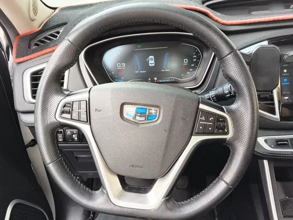 Geely Vision X6 2018 — фото 11