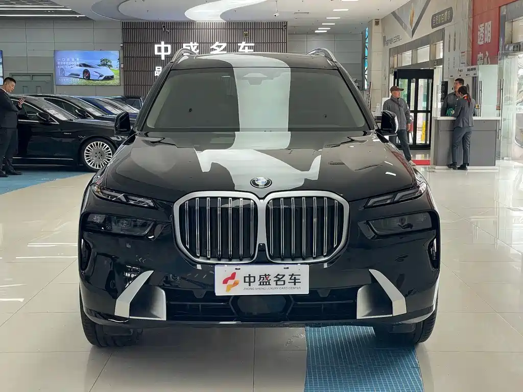 BMW X7 2024 — фото 2
