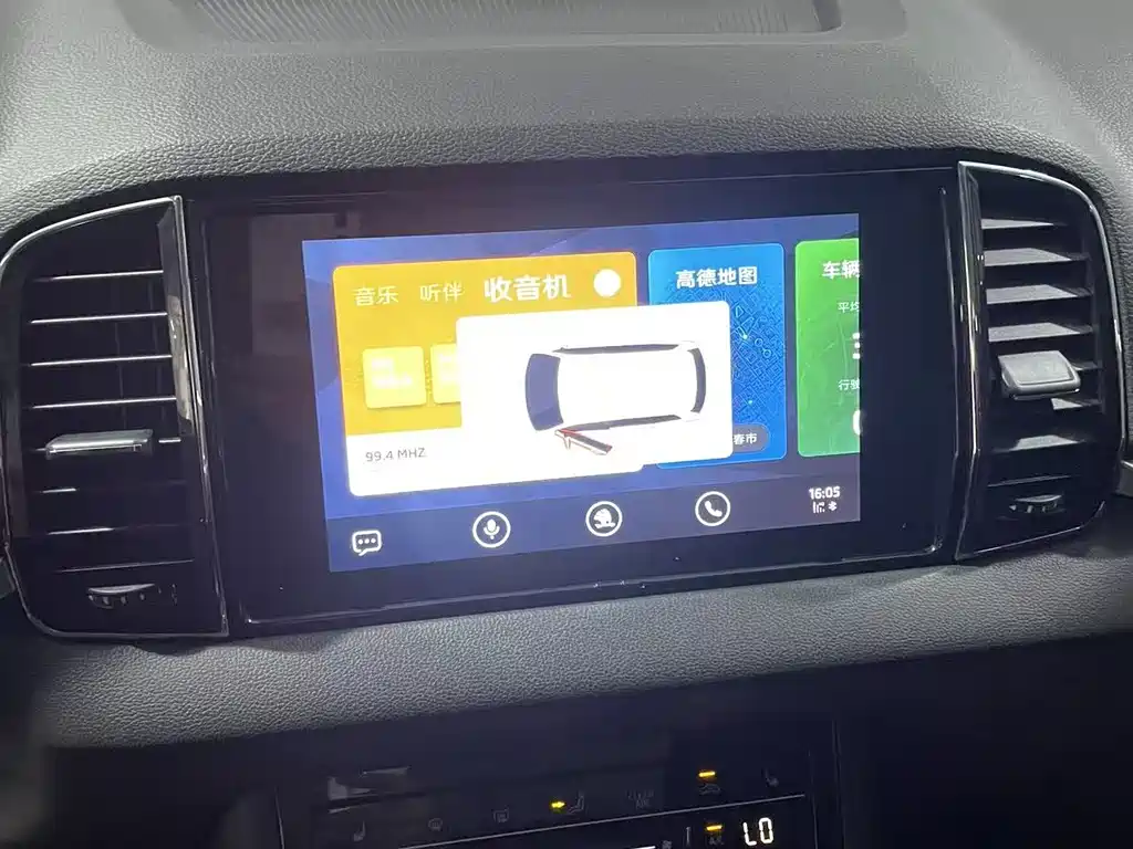 Skoda Karoq 2022 — фото 18