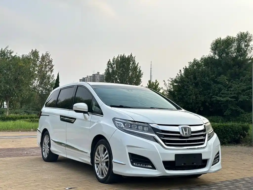 Honda Elysion 2019 — фото 3