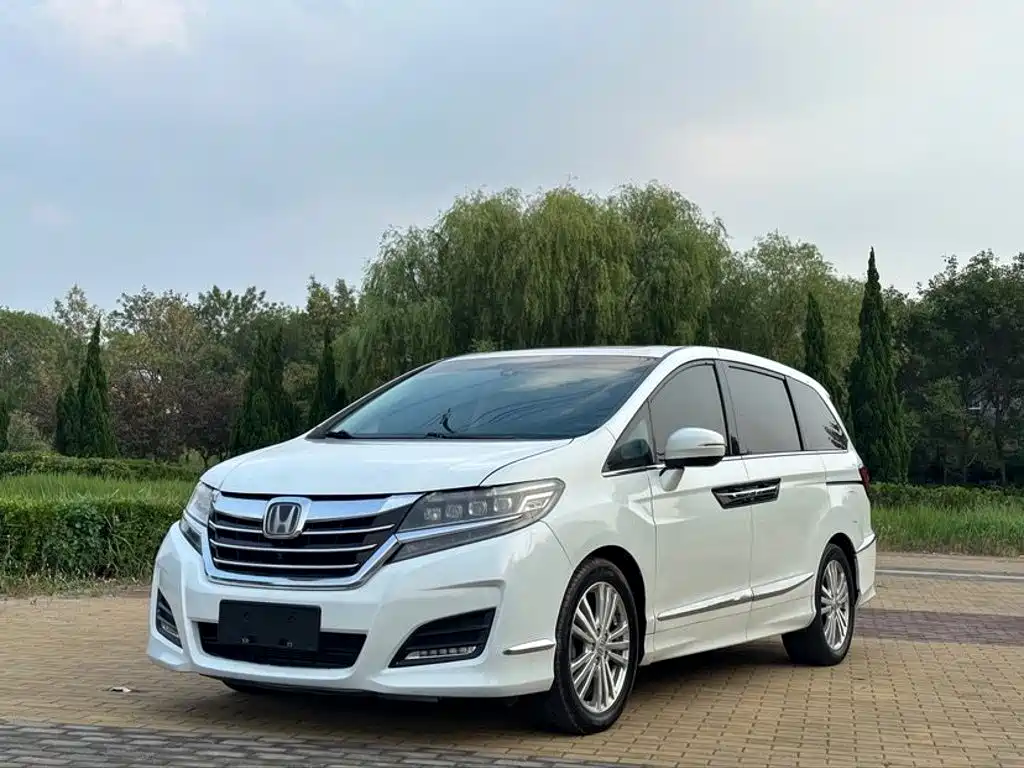 Honda Elysion 2019 — фото 1