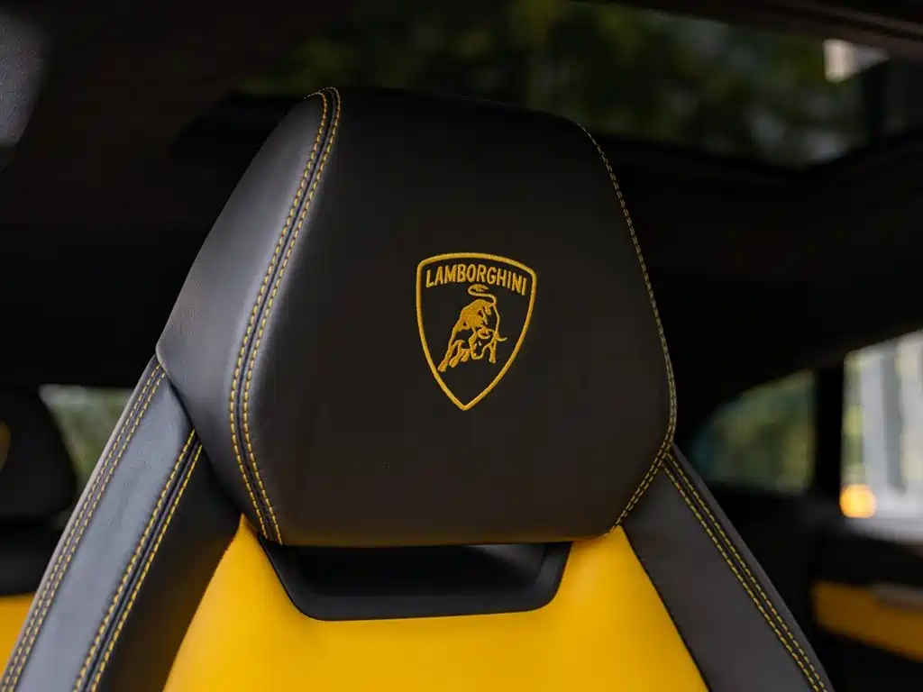Lamborghini Urus 2019 — фото 21