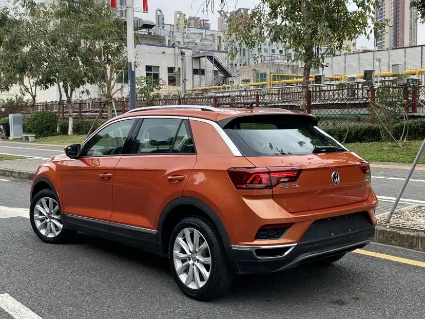 Volkswagen T-Roc 2018 — фото 4