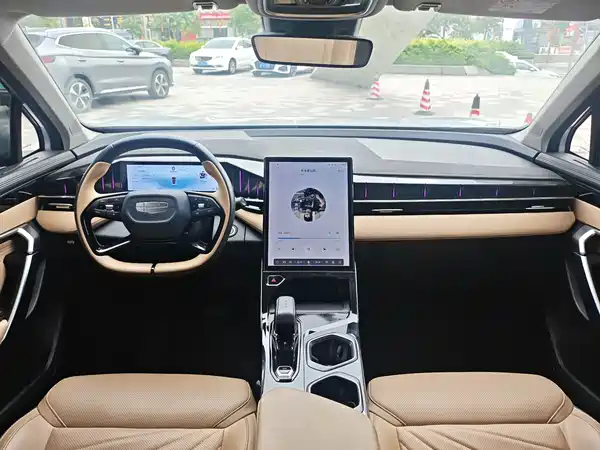 Geely Boyue L 2023