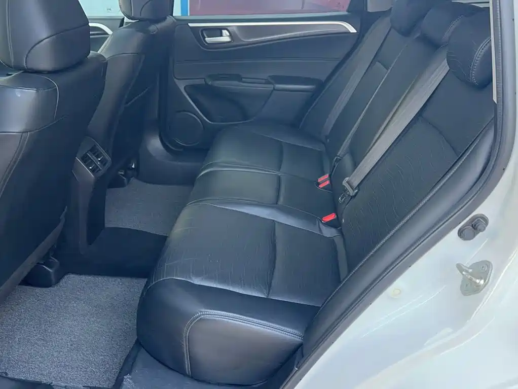 Honda Jade 2016 — фото 13