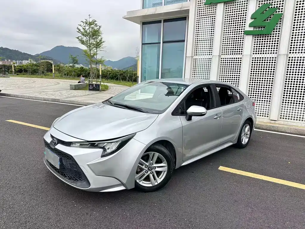 Toyota Levin 2021 — фото 1