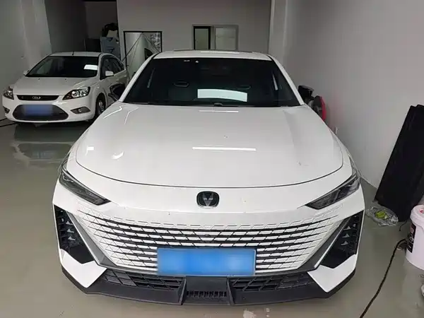 Changan UNI-V 2023