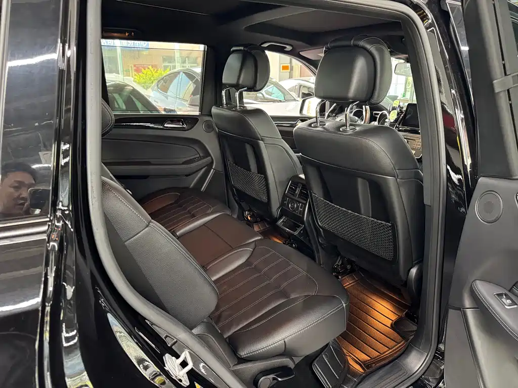 Mercedes-Benz GLS 2016 — фото 12