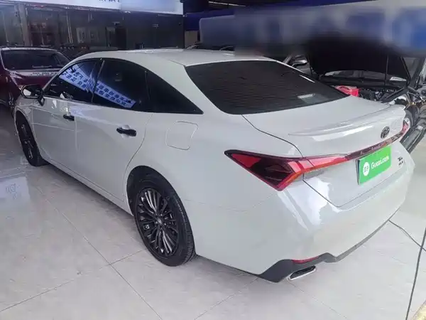 Toyota Avalon 2021