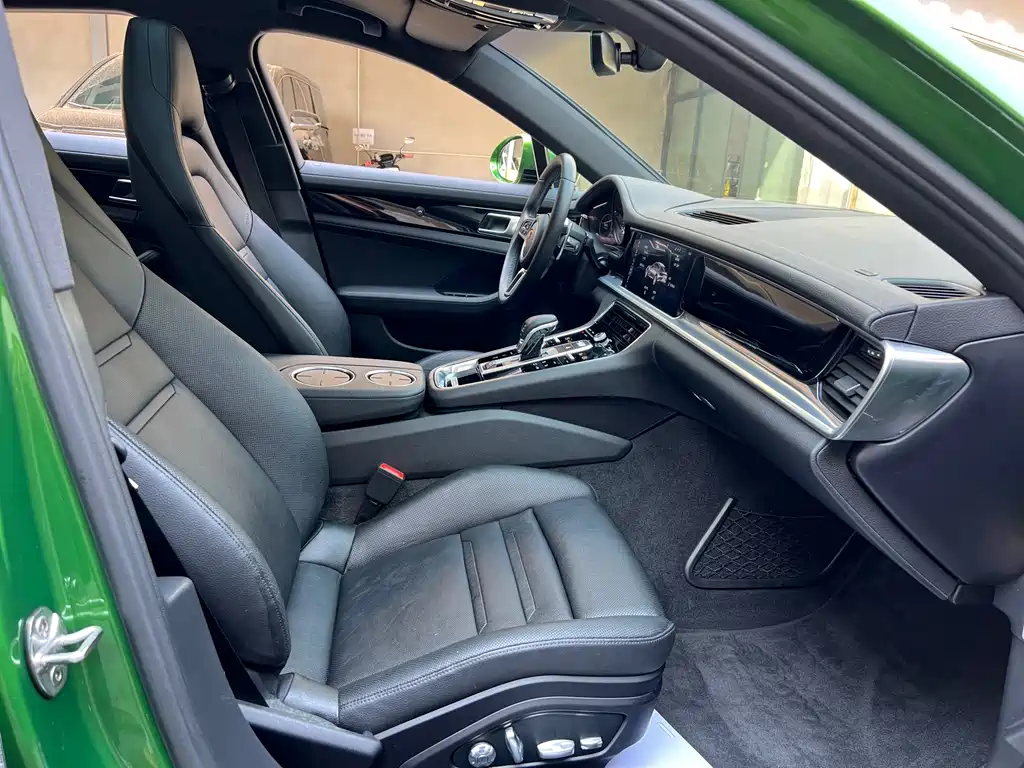 Porsche Panamera 2019 — фото 12